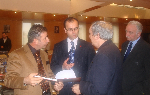 Tekcan ve Türkmen Azema ile sohbet ettiler