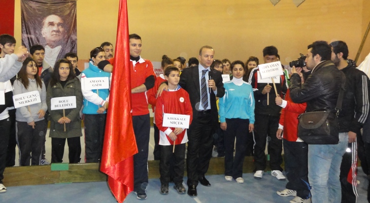 Açılış töreninde Vali Hakan Yusuf Güner bir konuşma yaptı  