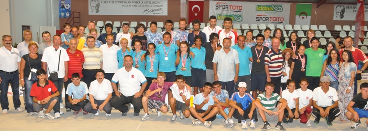 Sporcular toplu halde