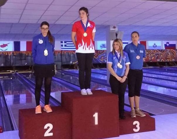 Bowling'de Adile'den Altın Geldi