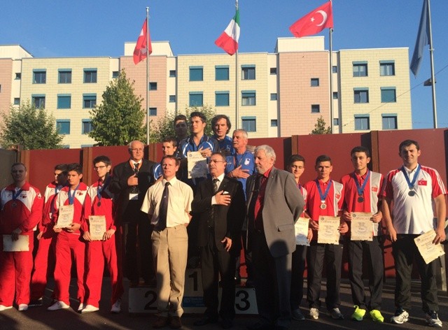 Bocce'de Madalyayla Başladık