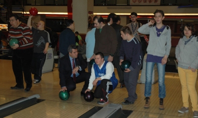 Pamuk Eller Bowling Şenliği